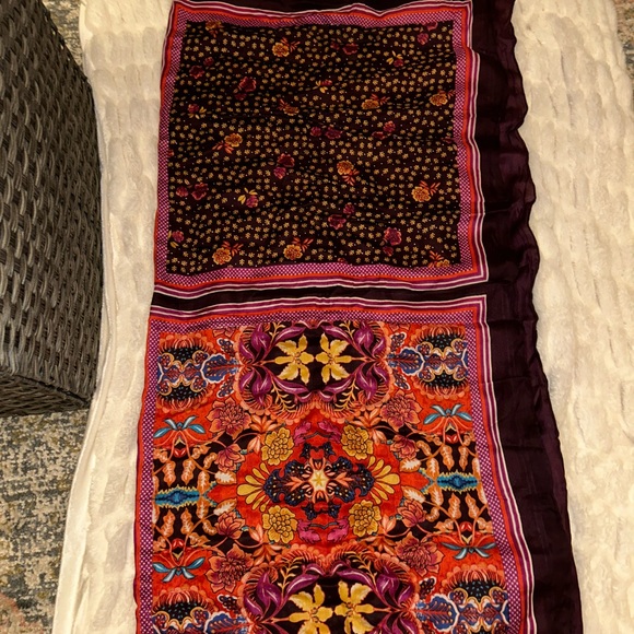 LOFT Vibrant Floral Scarf in Burgundy and Orange - Picture 4 of 7